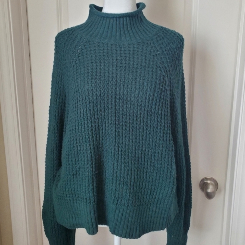 Cable Roll Sweater Dark Green